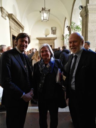 il Dott. Valerio Vico, Presidente di Fiduciaria Marche e il Dott. Federico Barbieri, Consigliere, incontrano l'Onorevole Rosi Bindi